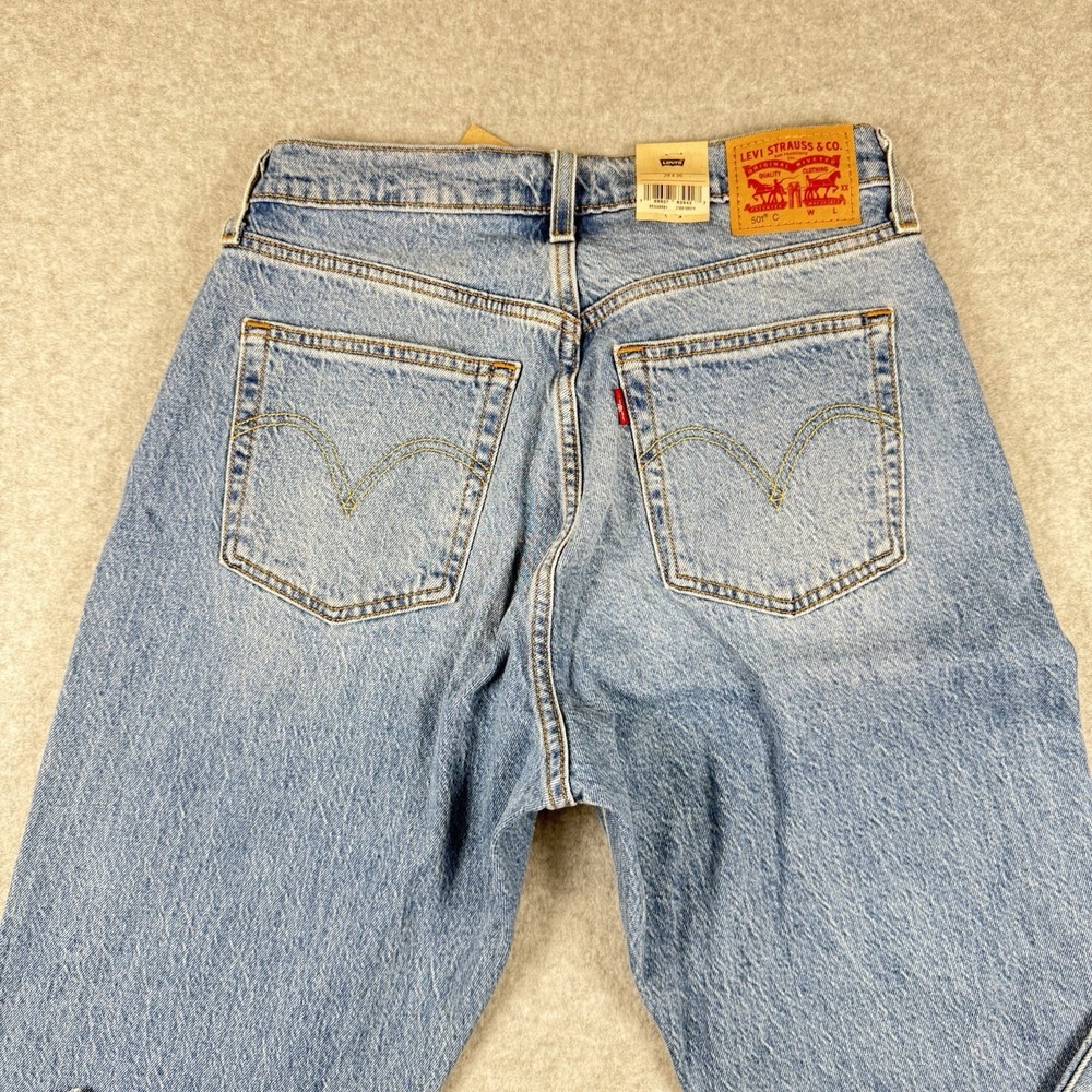 Levi's Women's 501 Curve Straight Leg Stretch Jeans Light Wash 29x30 Button Fly - Picture 6 of 6